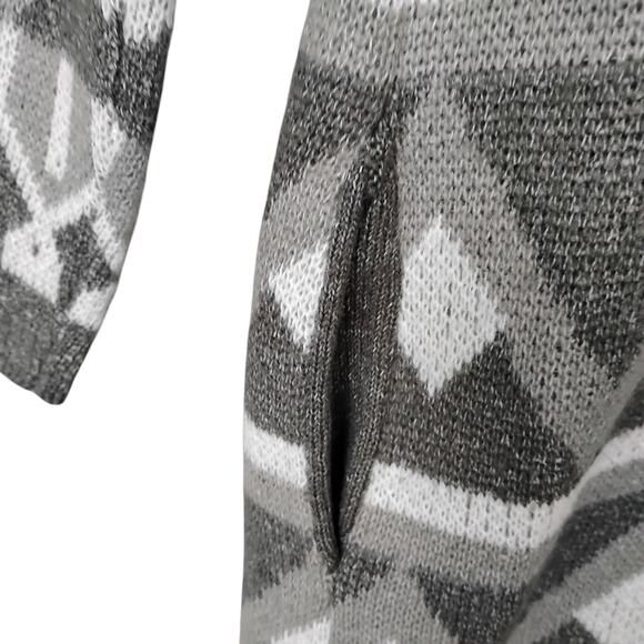 Nordstrom Rack By Design Open Cardigan Size XS Gray and White Aztec Pattern NWT - Picture 6 of 8